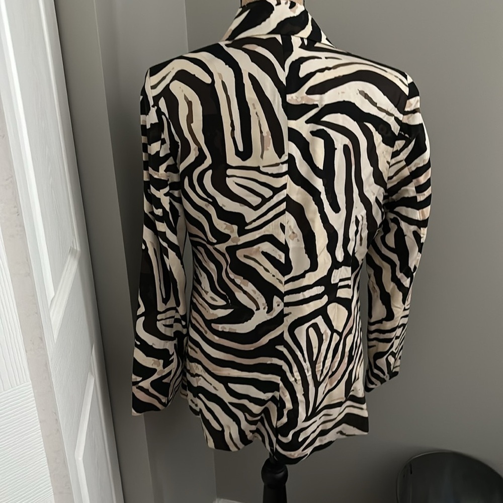 VENUS - New without tags Venus zebra blazer with tan accents Size 10 - Picture 5 of 11
